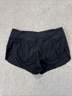 lululemon Chase Me Shorts Lined 2.5" Black Sz10